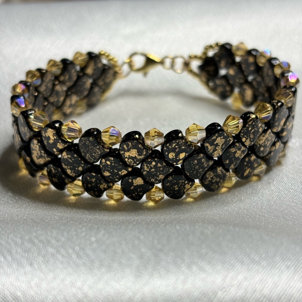Hand crafted mermaid bracelet black gold ginkgo beads & bicones 7-.5 inches